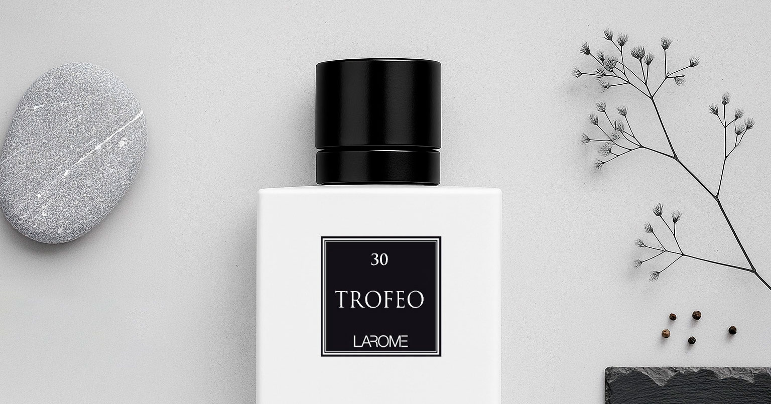 Perfumes masculinos de equivalencia duraderos y baratos: Jade con notas de jengibre y pomelo, y Misiel con lima y flor de azahar. Descubre fragancias inspiradas en alta perfumería con excelente fijación.